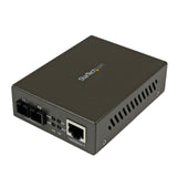 StarTech.com Gigabit Single-Mode Fiber Ethernet Media Converter - SC - 15km - 1000Mbps Copper-to-Fiber Media Converter (MCMGBSC15)