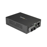 StarTech.com Multimode (MM) SC Fiber Media Converter for 10/100/1000 Network - 550m Range - Gigabit Ethernet - 850nm - Full Duplex (MCMGBSCMM055)